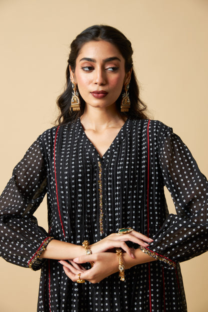 Kaali Phuljhadi Embroidered Kurta