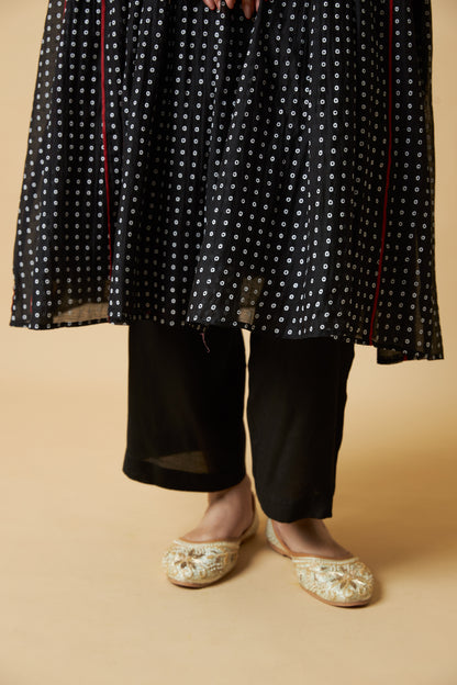 Kaali Phuljhadi Embroidered Kurta Set- Set of 3