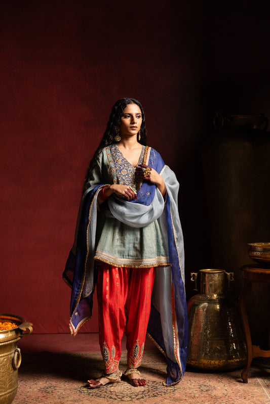 Raunaq embroidered kurta set