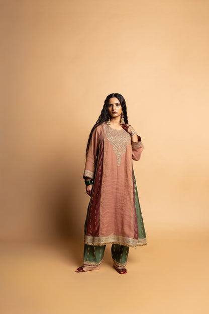 Heer embroidered kurta
