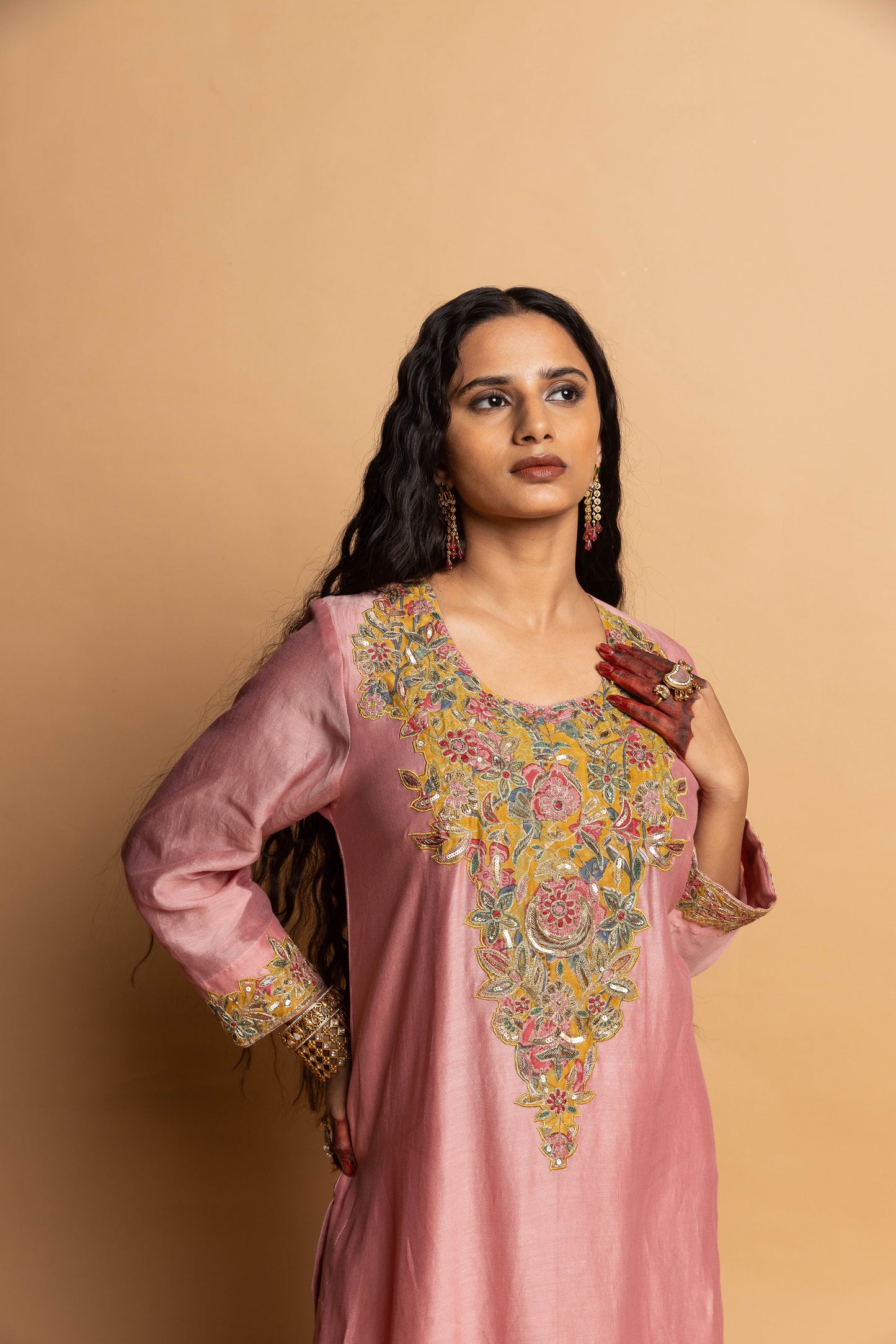 Alankrita embroidered kurta set