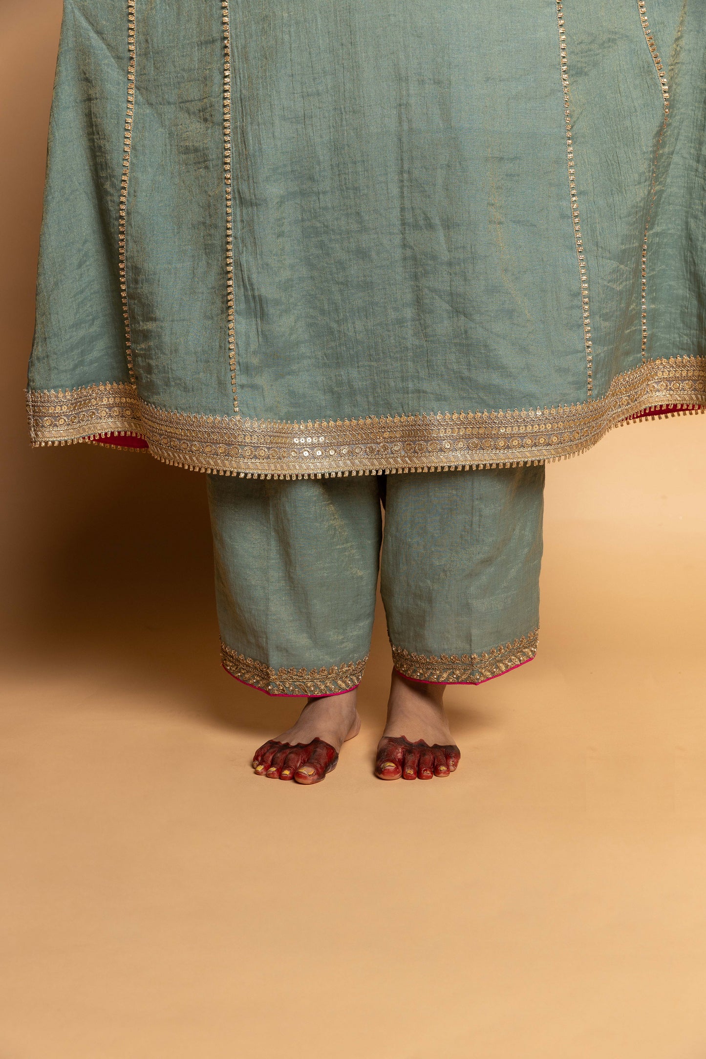 Ruh embroidered kurta set