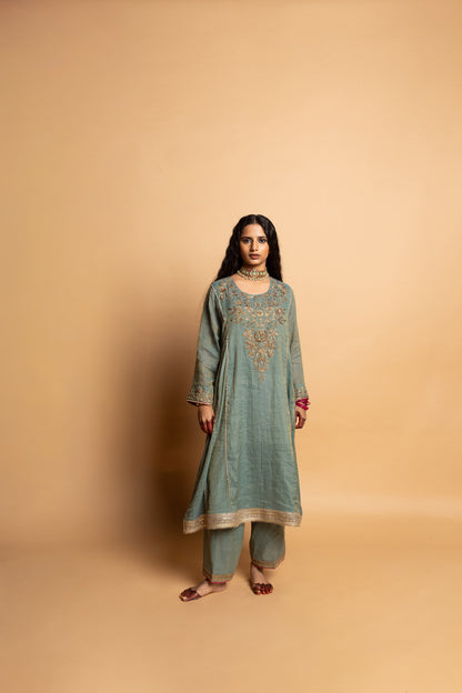 Ruh embroidered kurta set