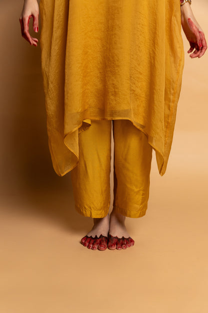 Ratnaanini embroidered kaftan set- Mustard