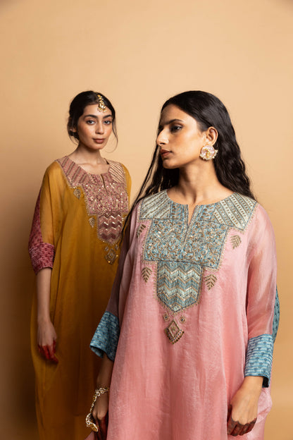 Ratnaanini embroidered kaftan set- Light pink