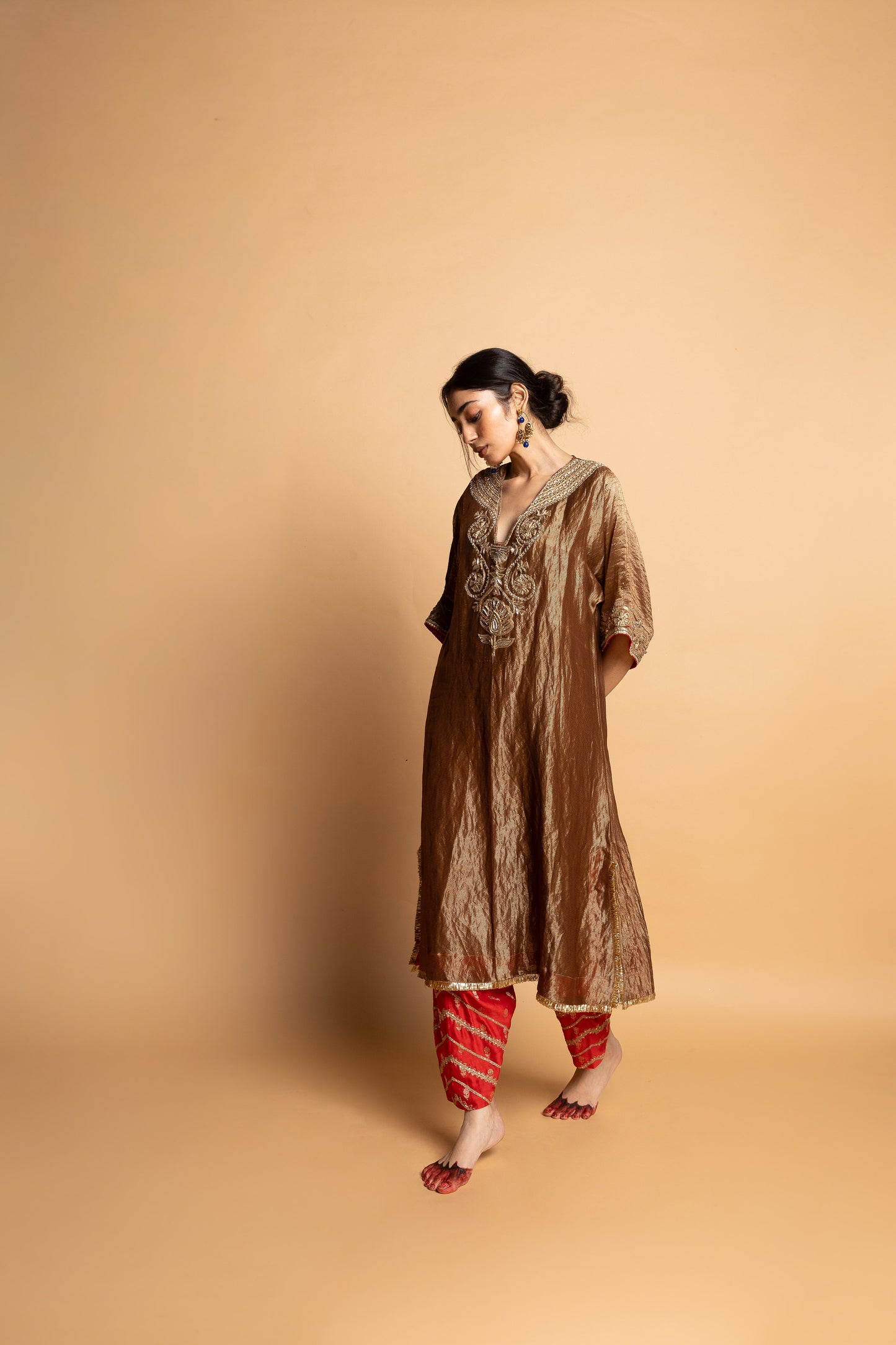 Nazakat embroidered kaftan set- Brown