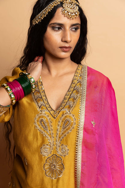 Hemangi embroidered kurta set- Mustard