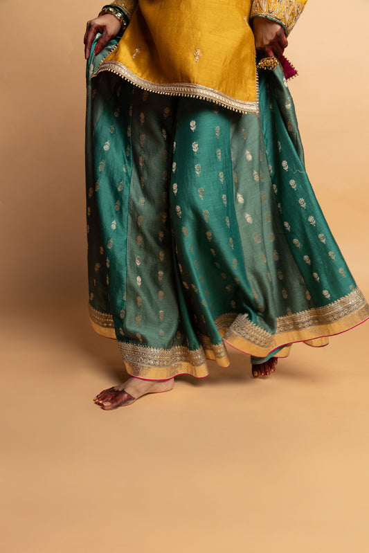 Hemangi sharara- Green