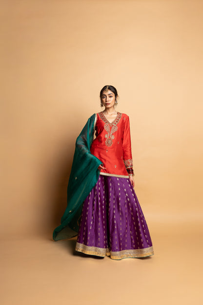 Hemangi embroidered kurta set- Red