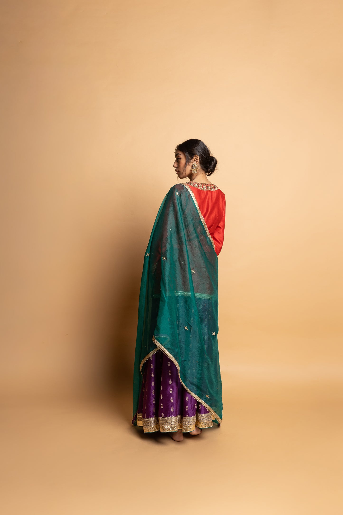 Hemangi embroidered kurta set- Red