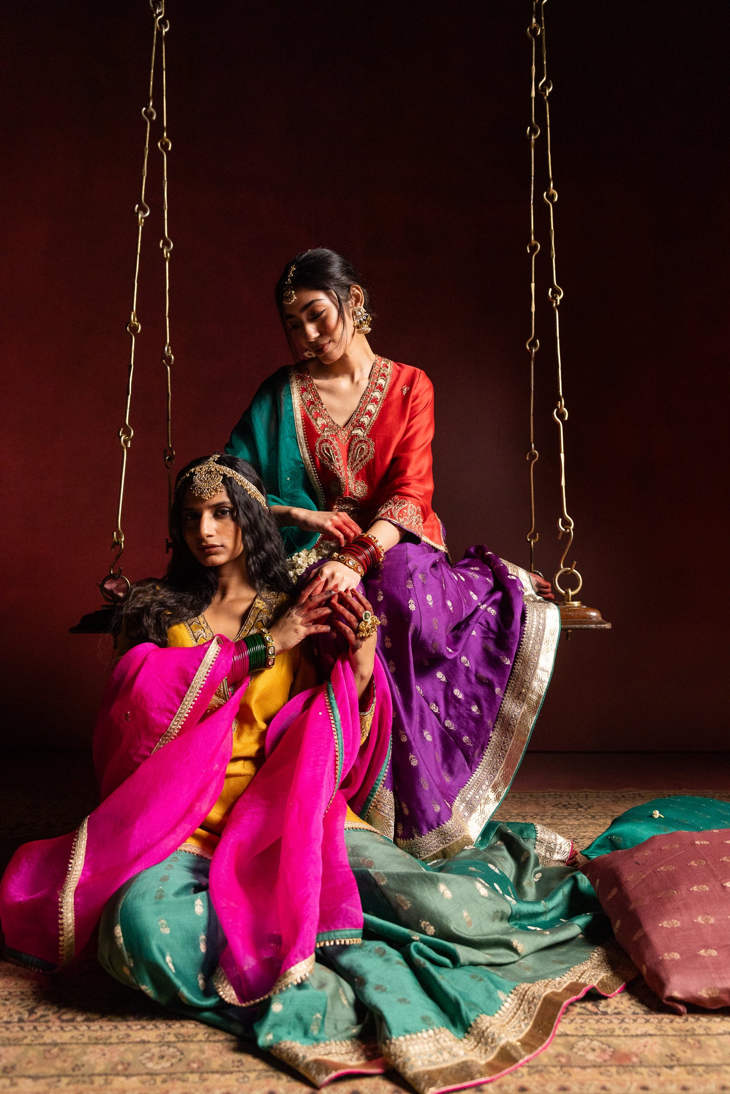 Hemangi embroidered kurta- Red