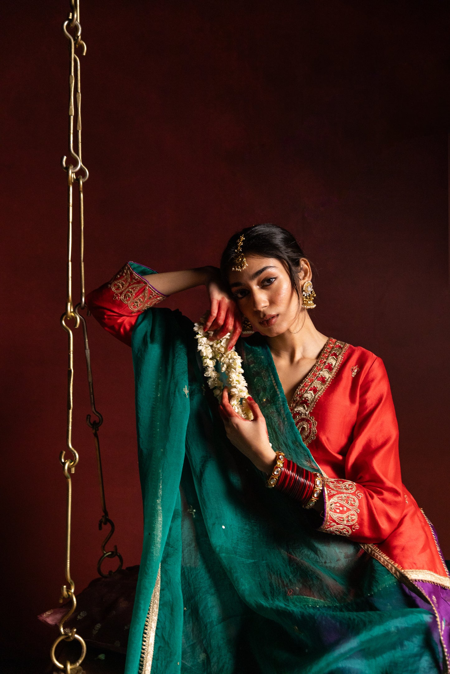 Hemangi embroidered kurta set- Red