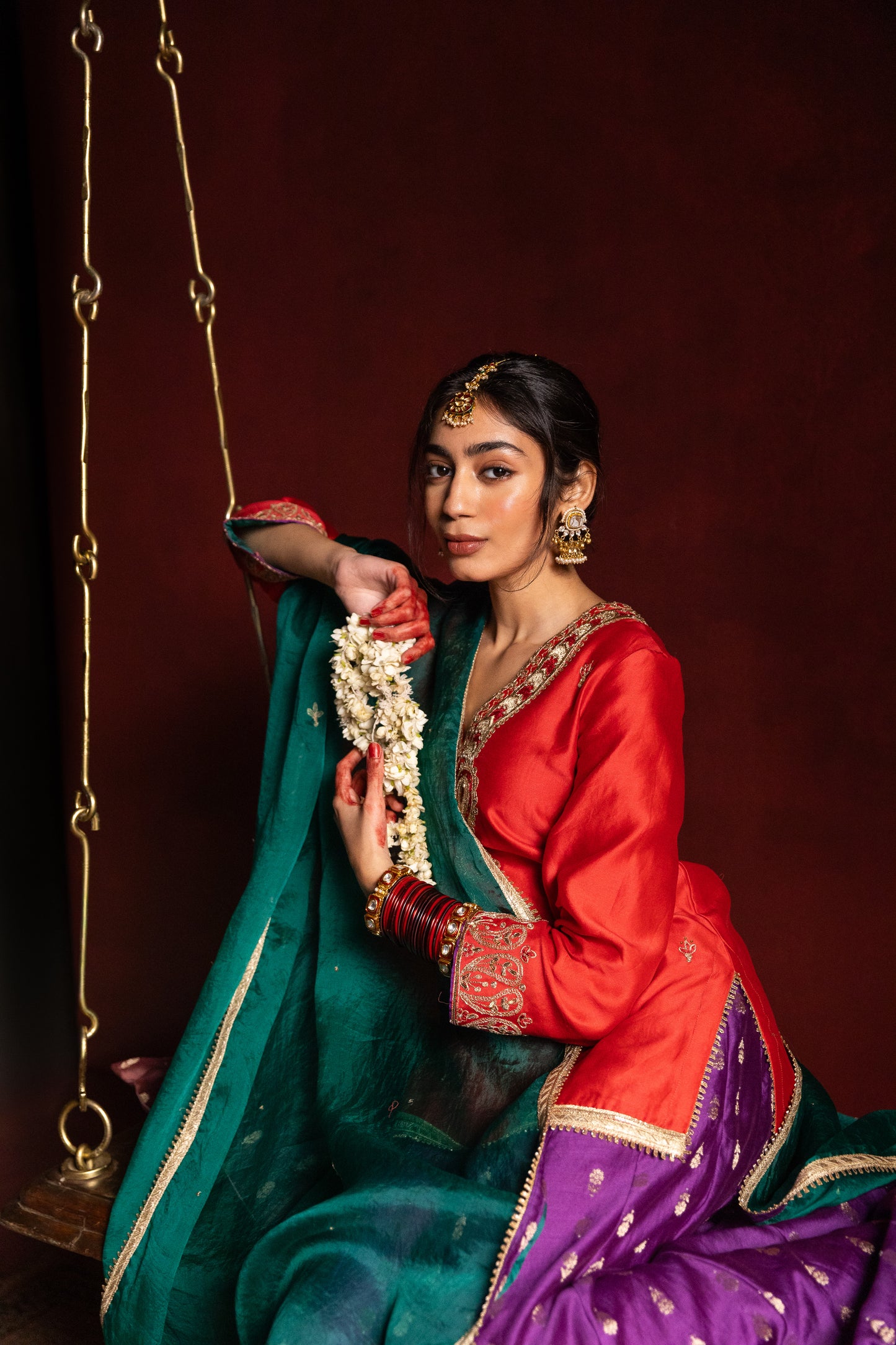 Hemangi embroidered kurta set- Red