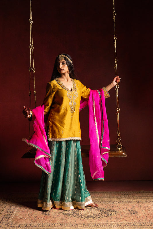 Hemangi embroidered kurta set- Mustard