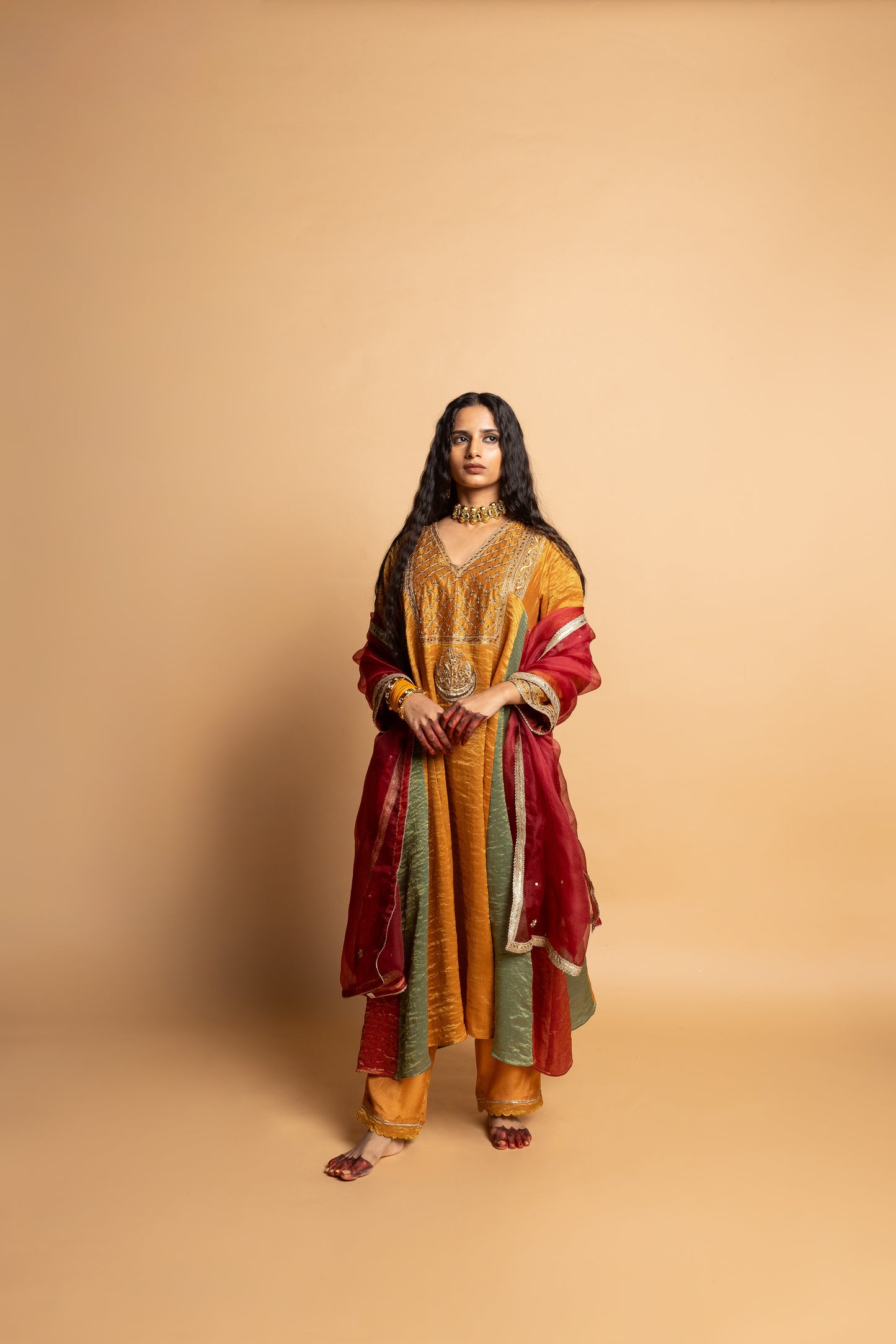 Zari Zauq embroidered dupatta