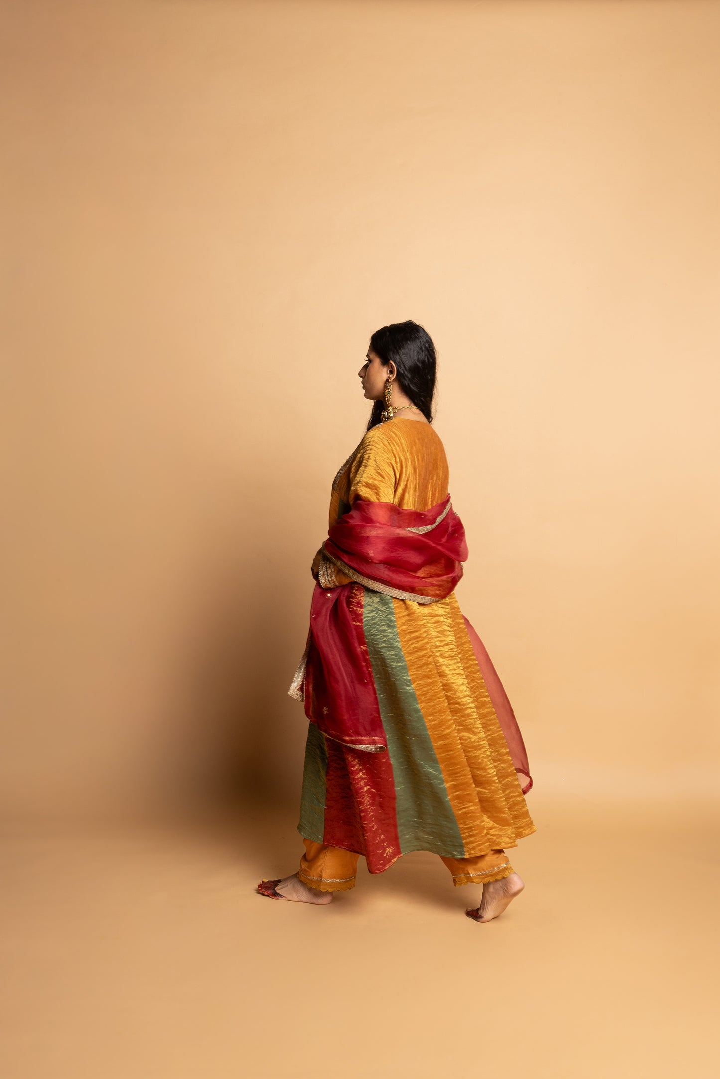 Zari Zauq embroidered dupatta