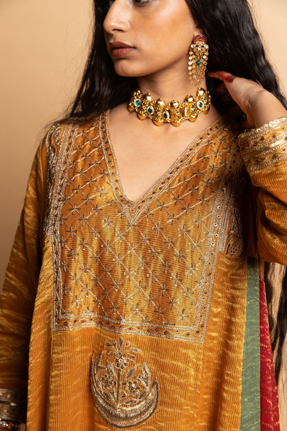 Zari Zauq embroidered kurta