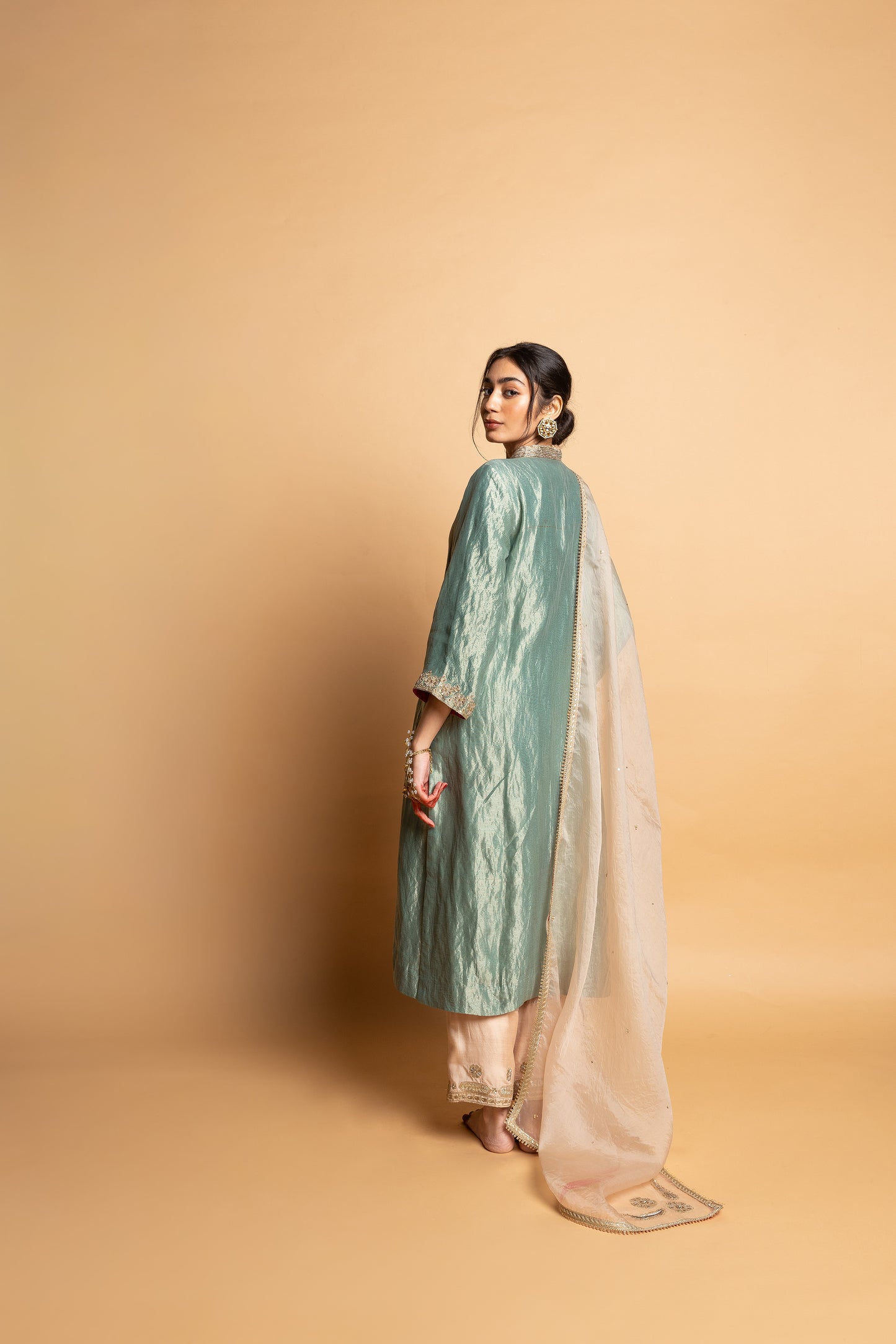 Zeb-e-Taj embroidered kurta set