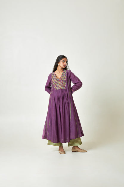 Grape Sun Embroidered kurta
