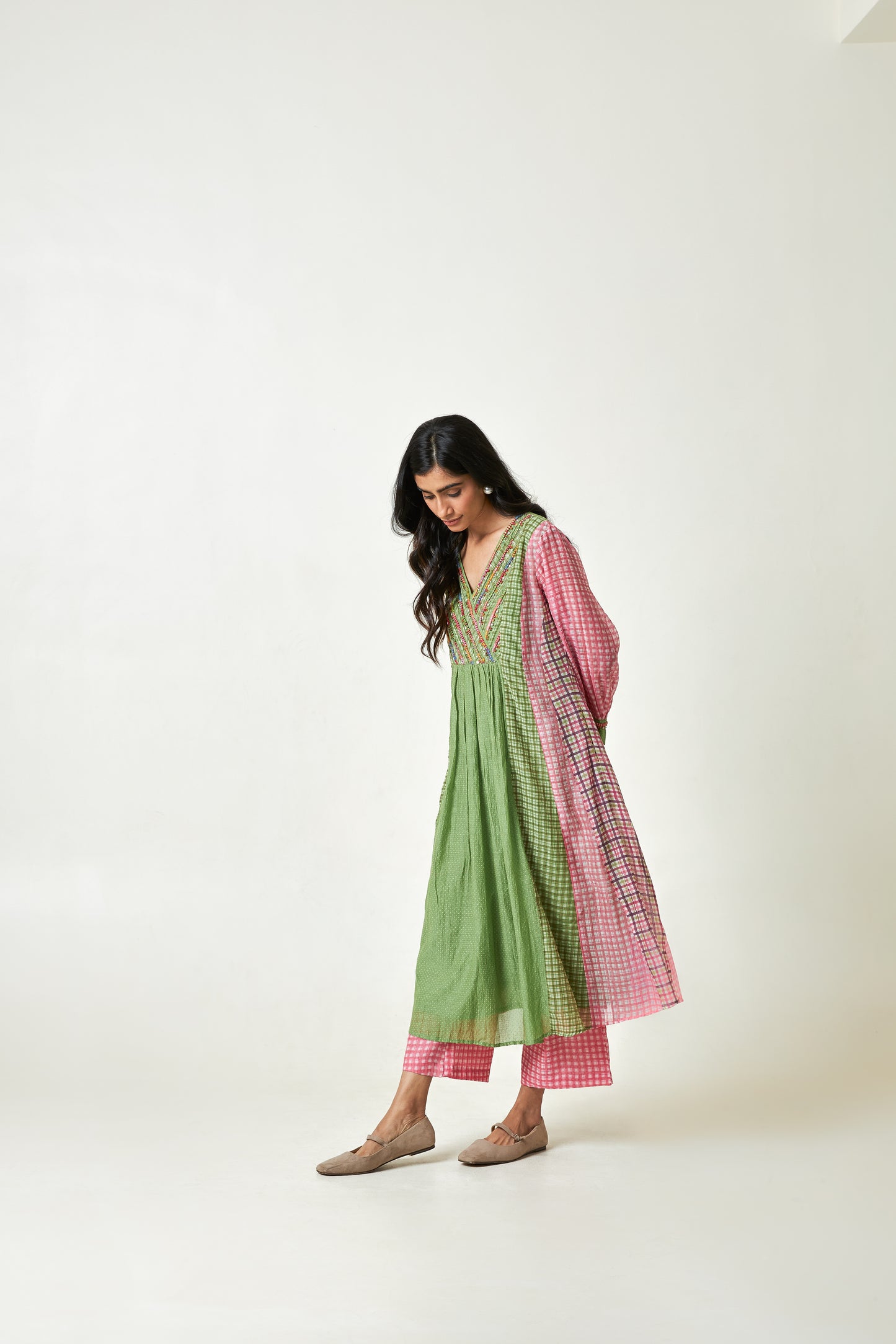 Roseglow Embroidered kurta set- Set of 3