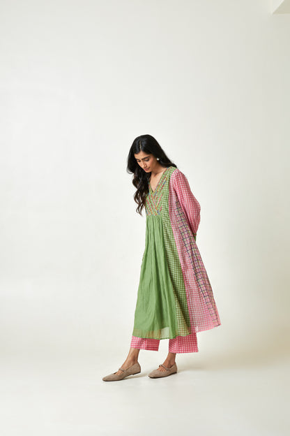 Roseglow Embroidered kurta set- Set of 3