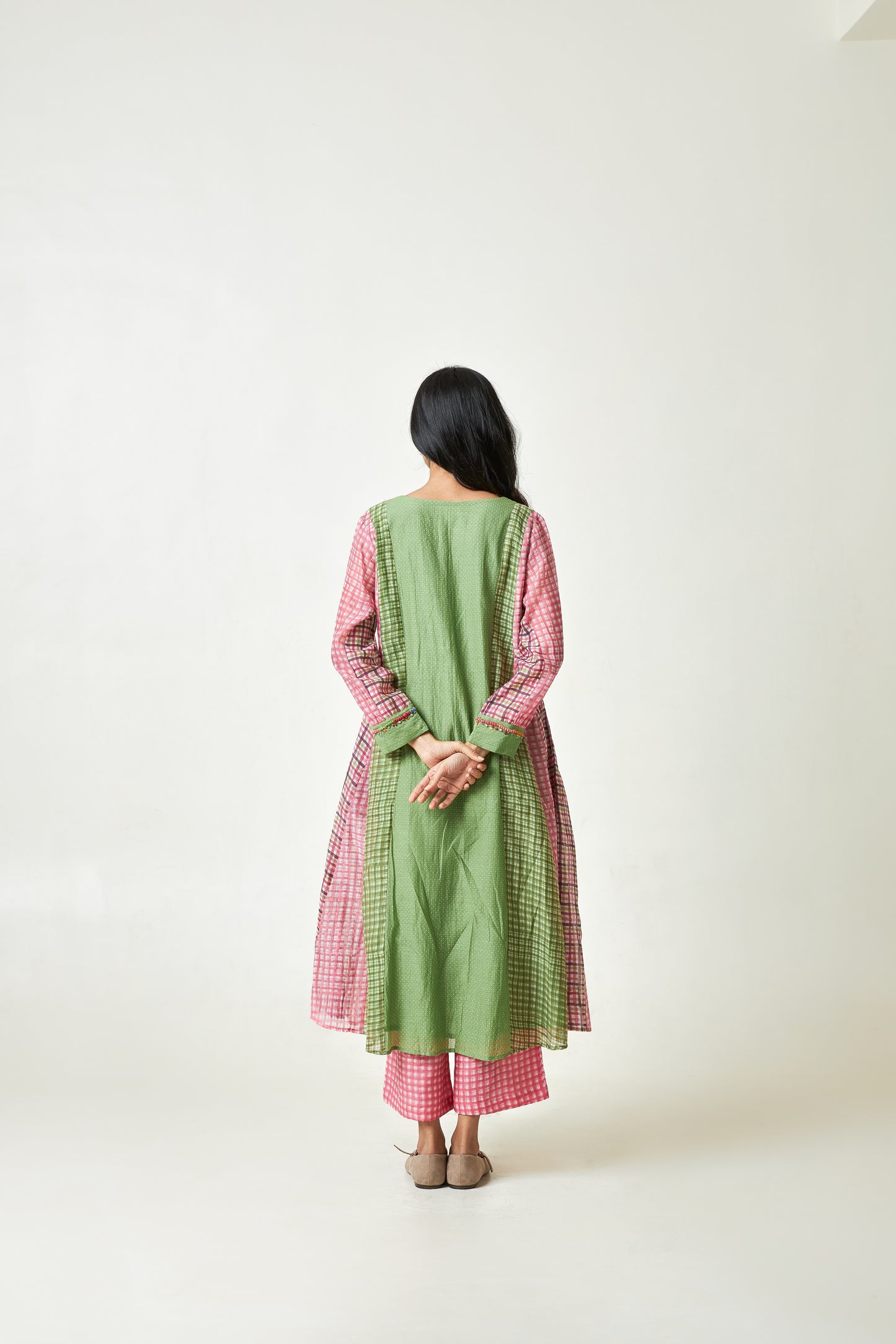 Roseglow Embroidered kurta