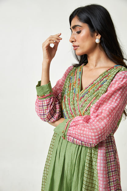 Roseglow Embroidered kurta