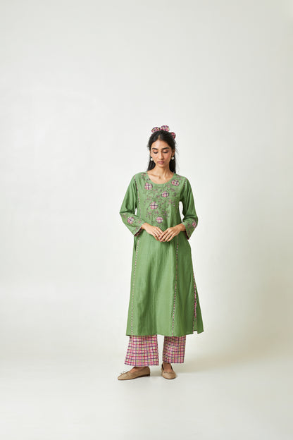 Kiwi Mist embroidered kurta