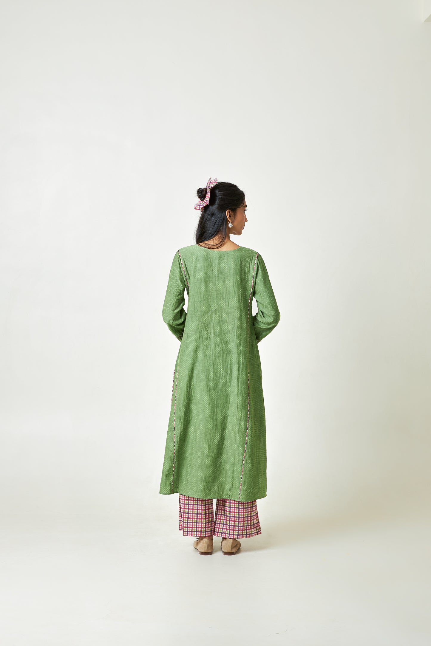Kiwi Mist embroidered kurta