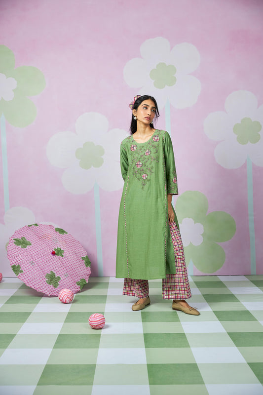 Kiwi Mist embroidered kurta set- Set of 3