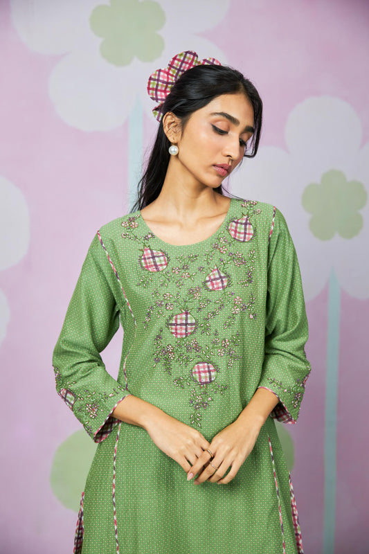 Kiwi Mist embroidered kurta set- Set of 3