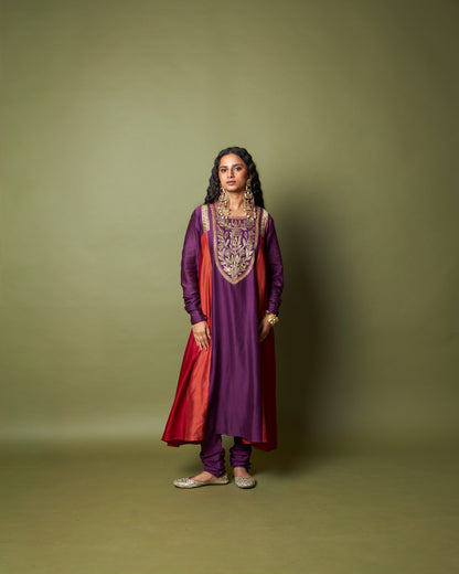 Amira embroidered kurta