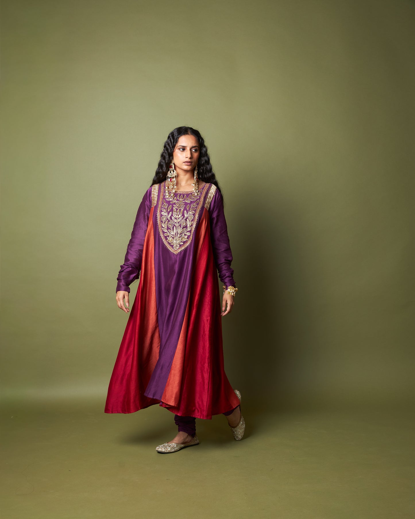 Amira embroidered kurta set