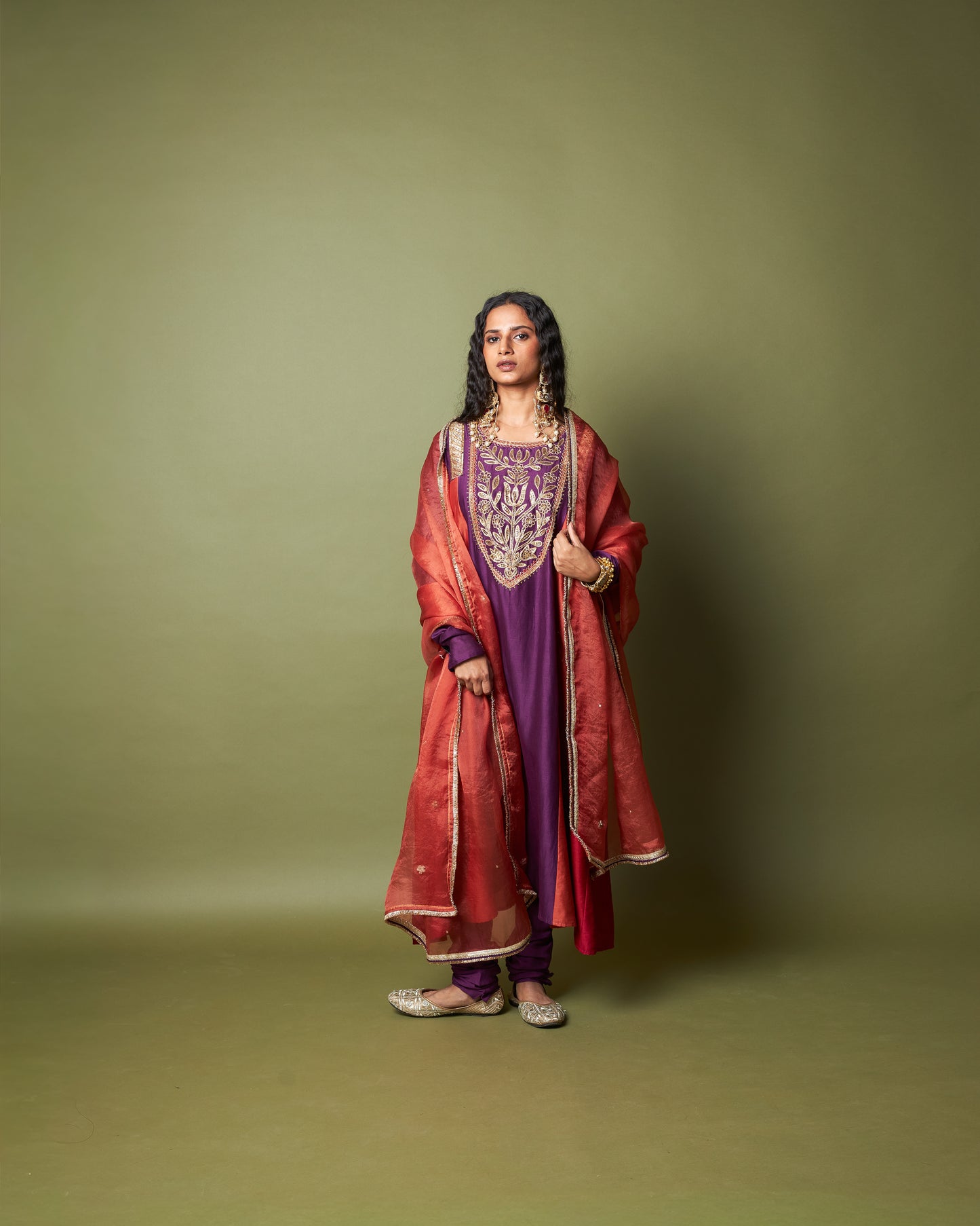 Amira embroidered kurta set