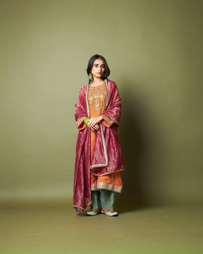 Ratnashree embroidered dupatta