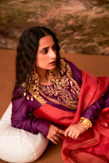 Amira embroidered kurta set