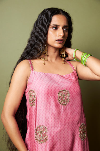 Firozi Gulab embroidered kurta set