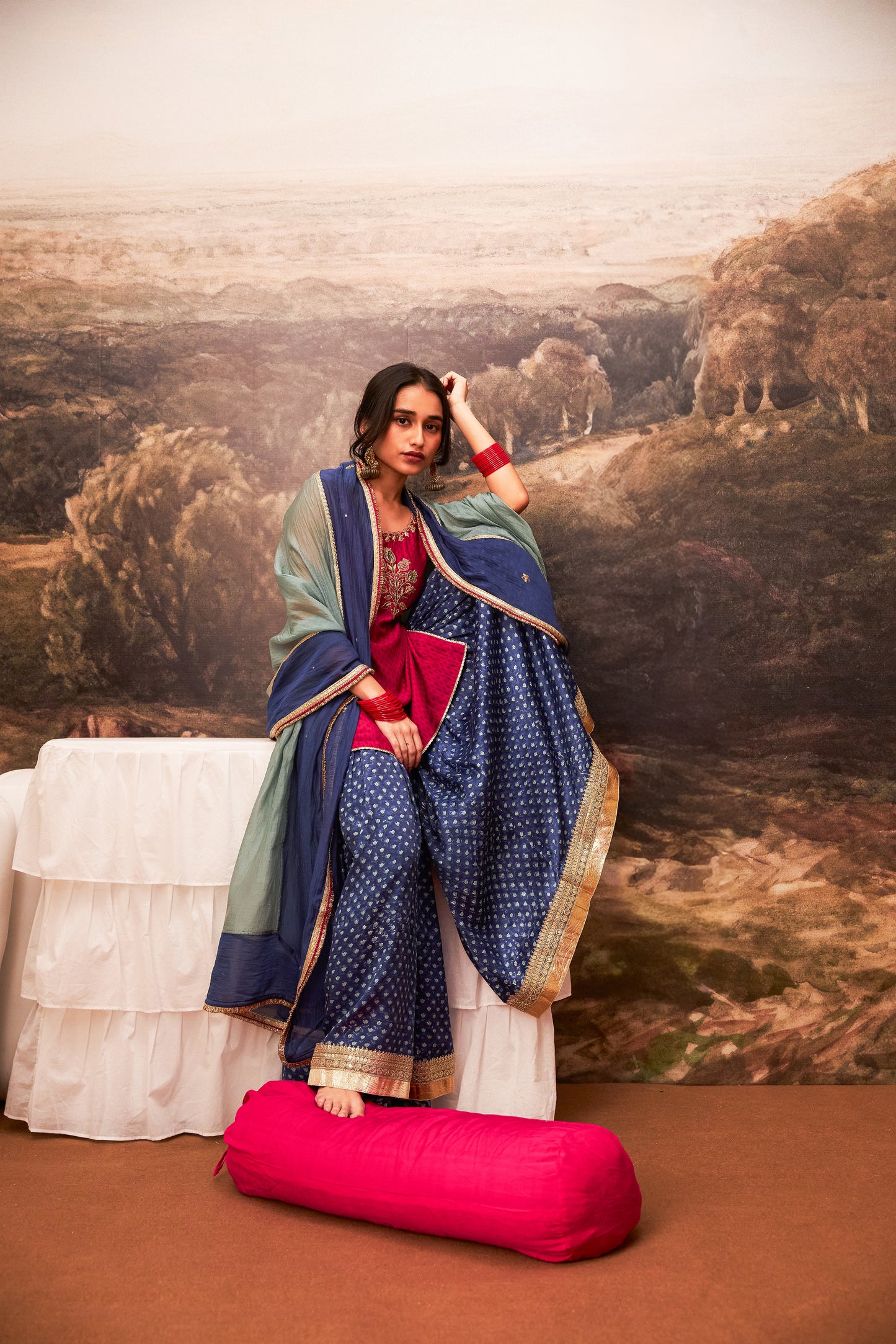 Neel kiran embroidered kurta set