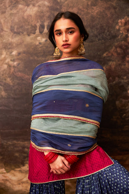 Neel kiran embroidered kurta set