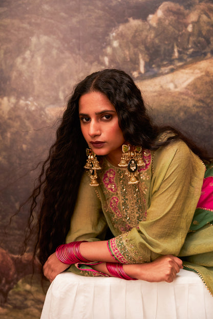 Ratna Pratha embroidered kurta set