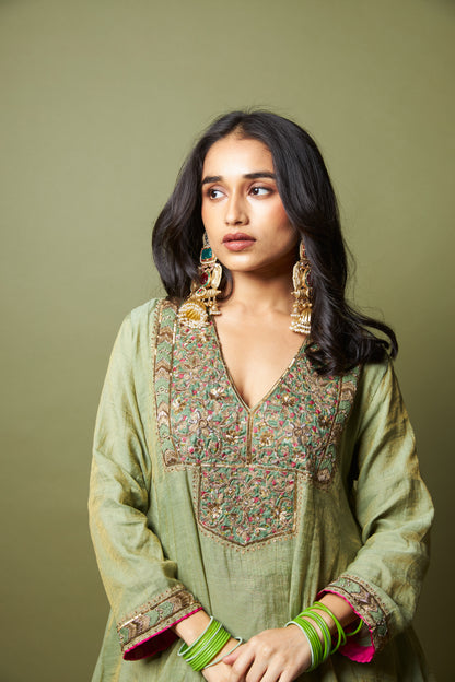 Kamalya embroidered kurta set