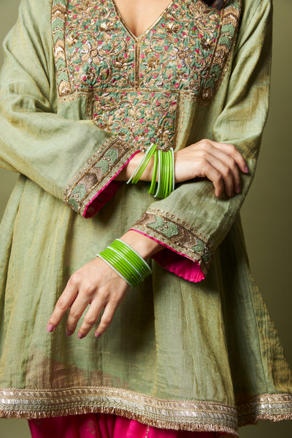 Kamalya embroidered kurta
