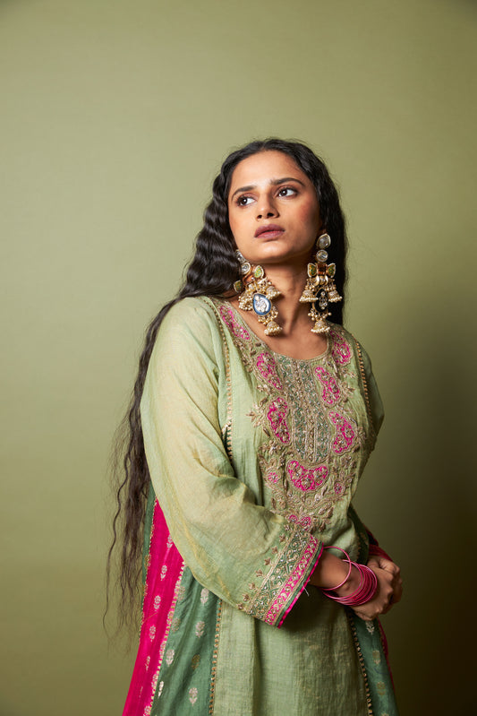 Ratna Pratha embroidered kurta