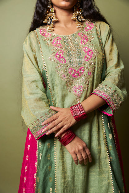Ratna Pratha embroidered kurta