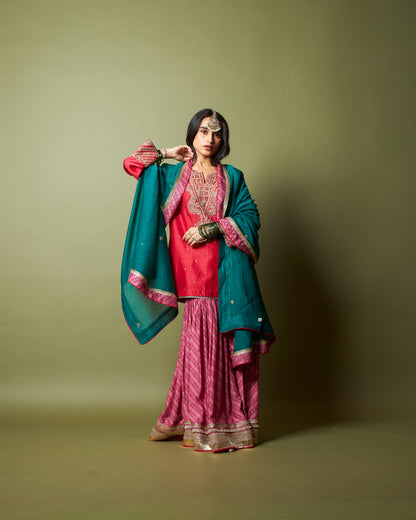 Lal Noorani embroidered dupatta