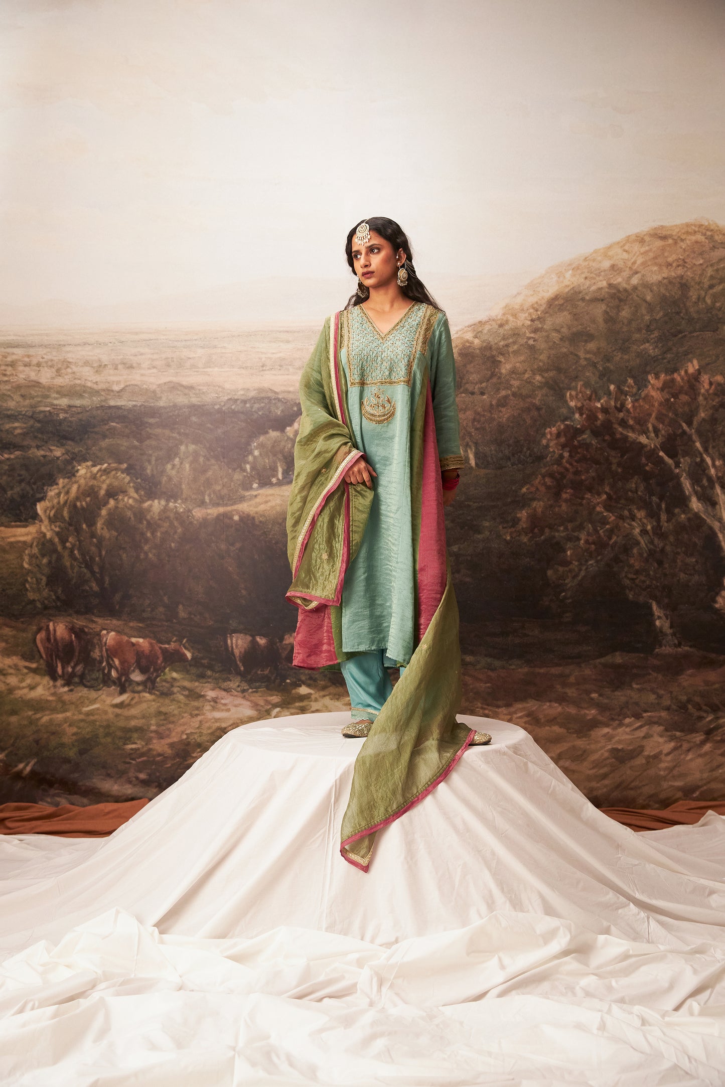 Firoza embroidered kurta set