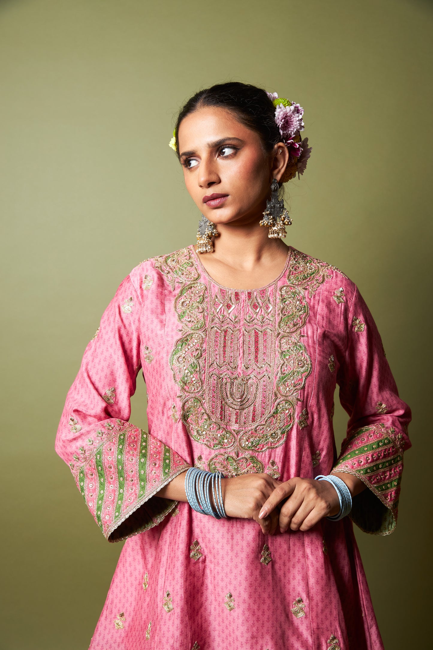 Roshanara embroidered kurta