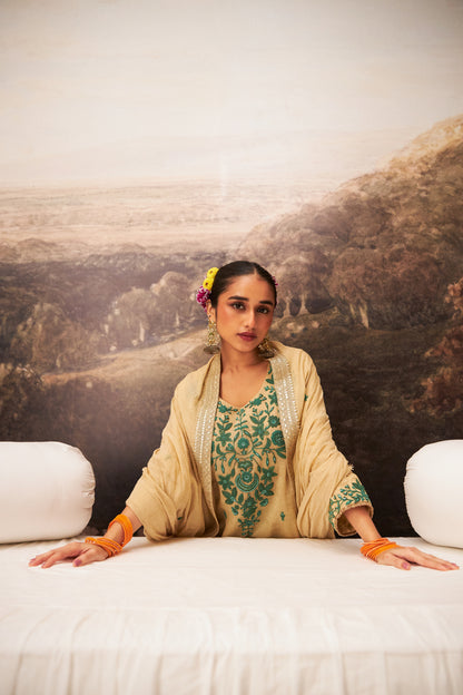 Chand Moti embroidered kurta set