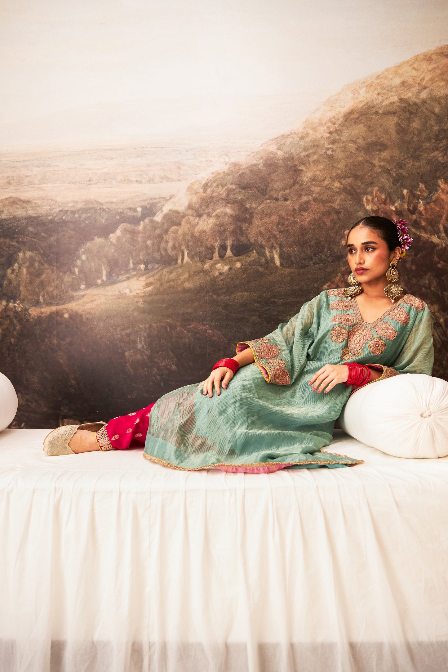 Neelam Riwaaz embroidered kaftan set