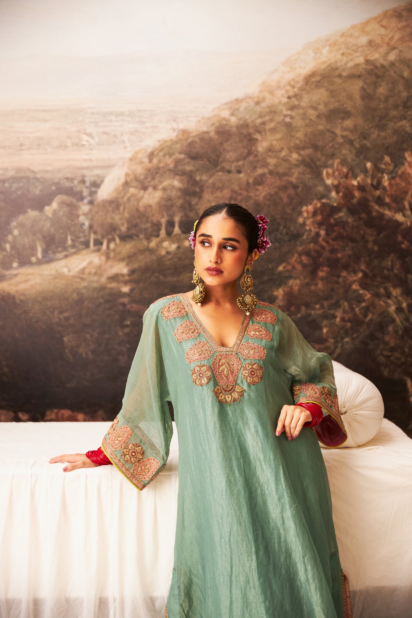 Neelam Riwaaz embroidered kaftan set